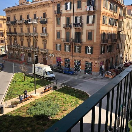 Al Teatro Biondo Guest House Palermo Exteriör bild