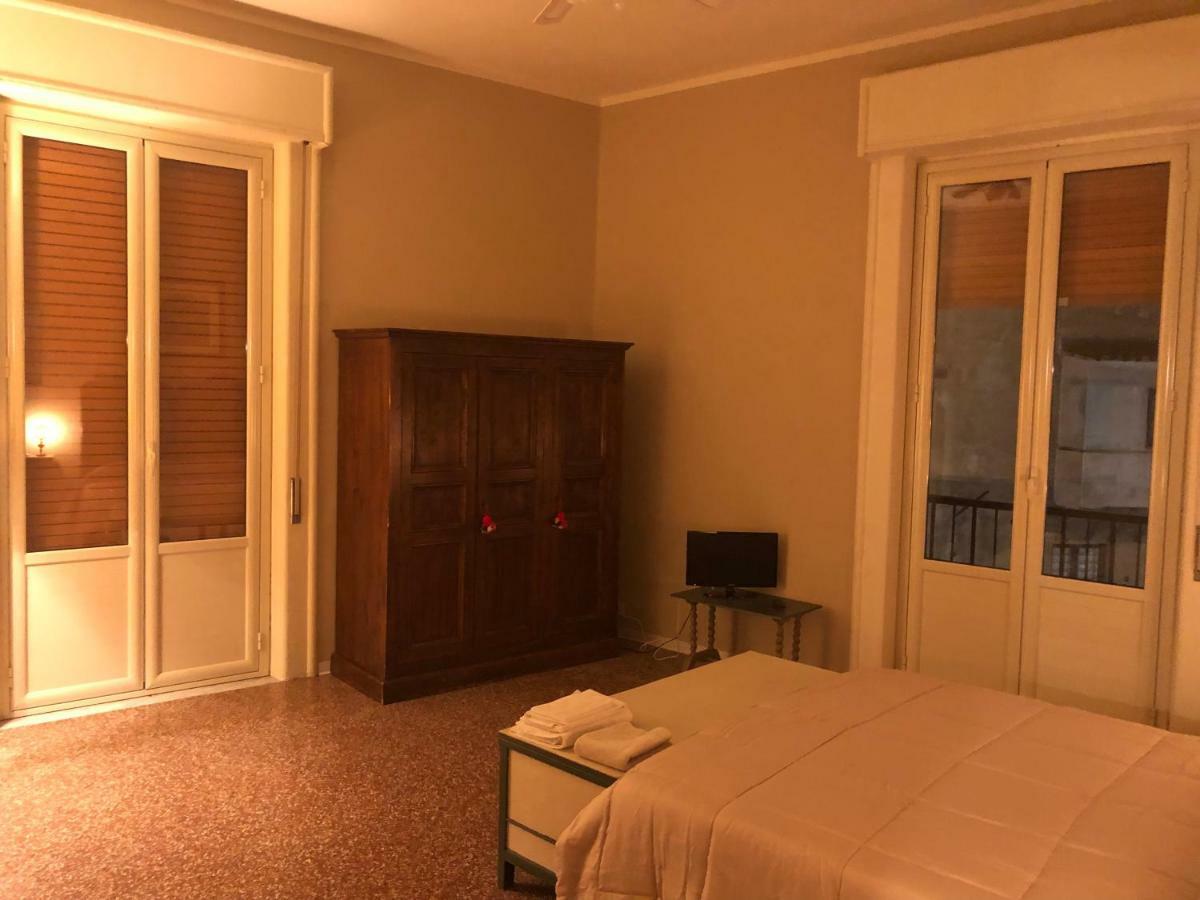 Al Teatro Biondo Guest House Palermo Exteriör bild